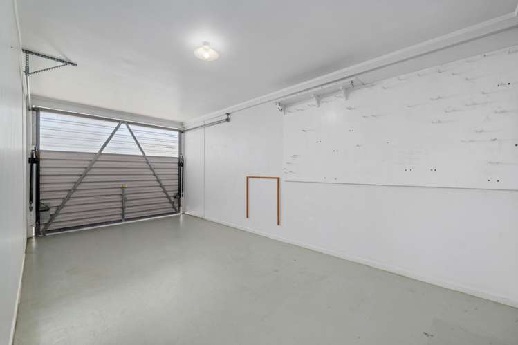 2/75 Howick Road Redwoodtown_11