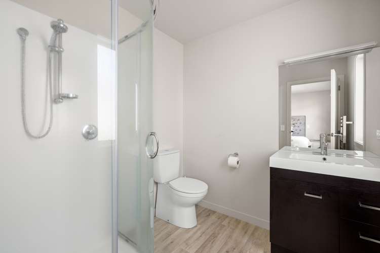 210 Lakes Boulevard Pyes Pa_8