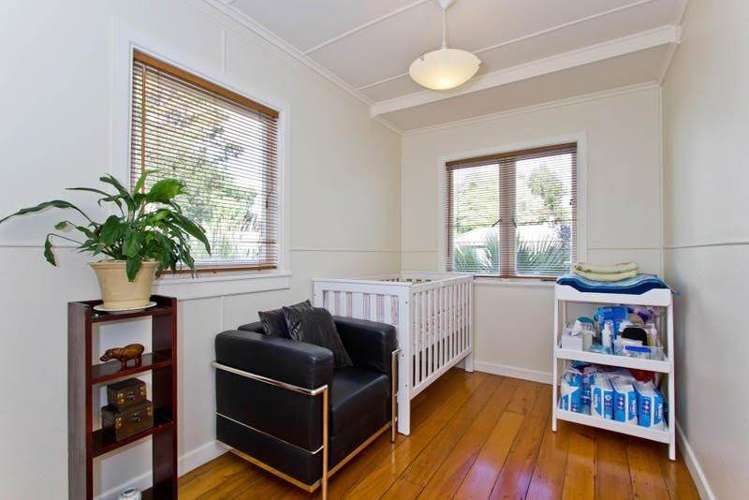 2/10 Alma Street Te Atatu South_10