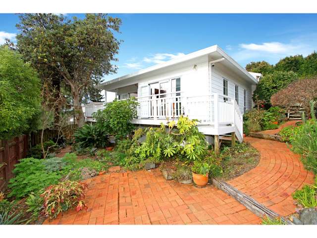 2/148 Oaktree Avenue Browns Bay_4