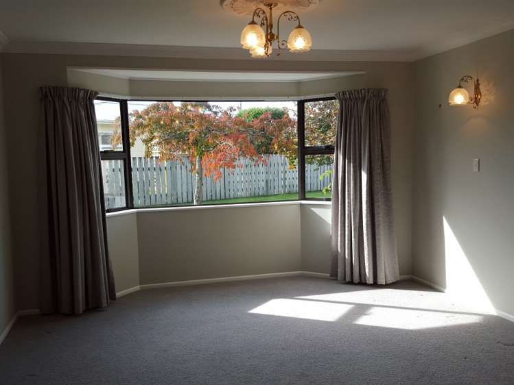 113 Broadway Carterton_6