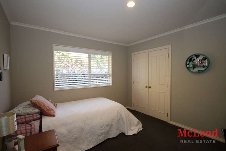 56 Farm Road Allenton_16