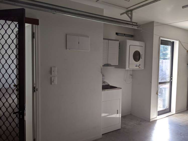 4/149 Pages Road Wainoni_7