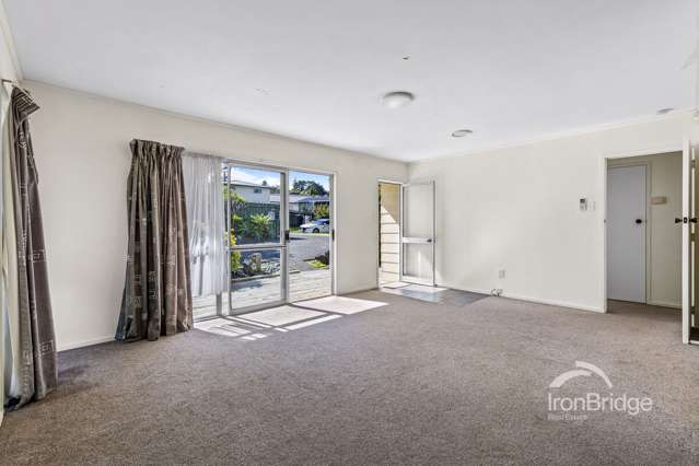 71 Kemp Road Massey_2