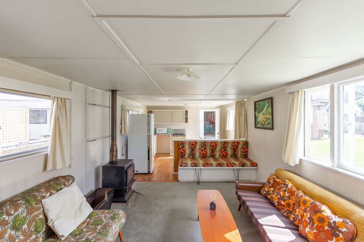 5 Gribbin Street Awakino_10