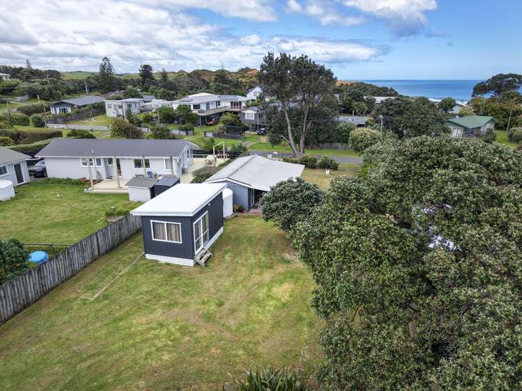 5 Bayly Street Baylys Beach_29