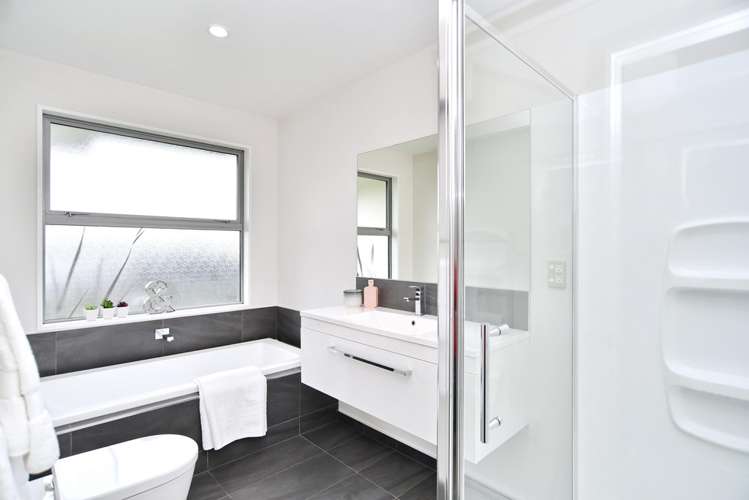 11 Robalan Close Halswell_12