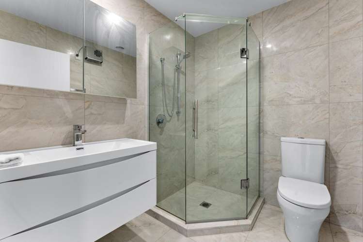 126-128 Lax Crescent Leigh_42