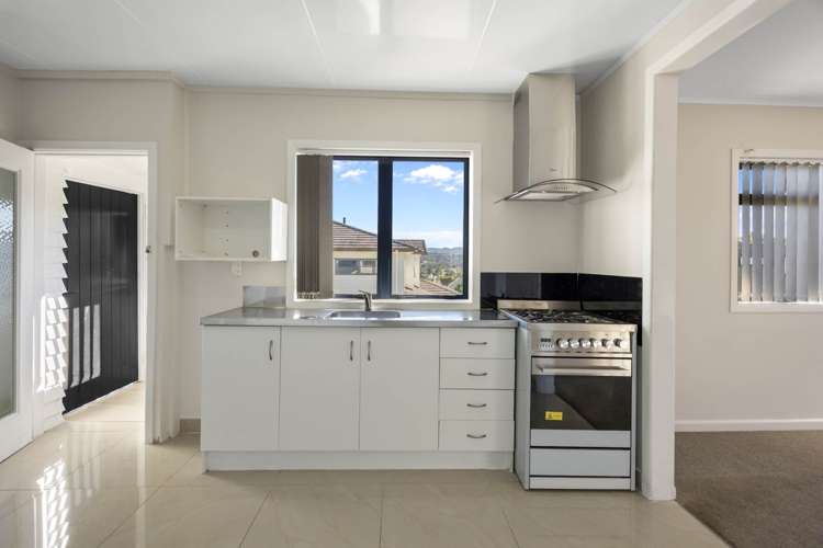 Titirangi Road Titirangi_1