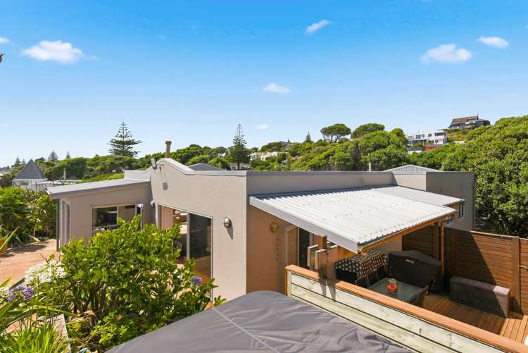 60 The Esplanade Raumati South_25