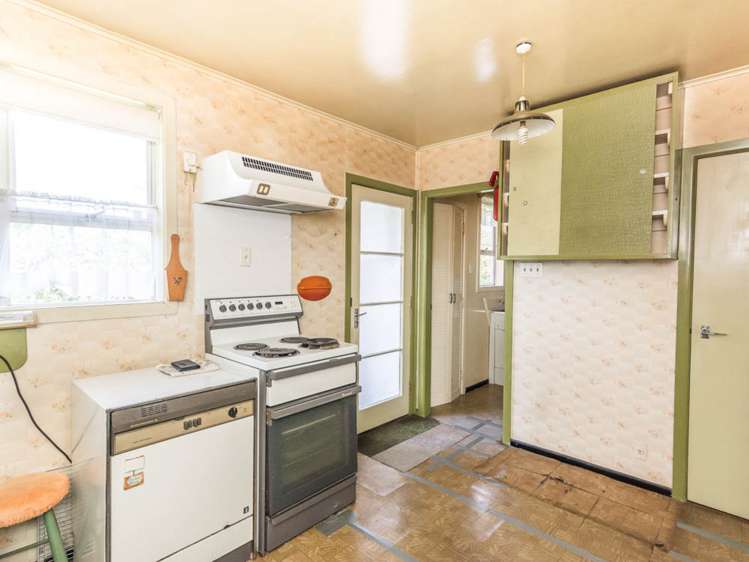 8 Sarona Avenue Glen Eden_14