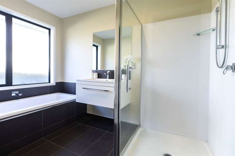 18 Mclendon Green Belfast_13