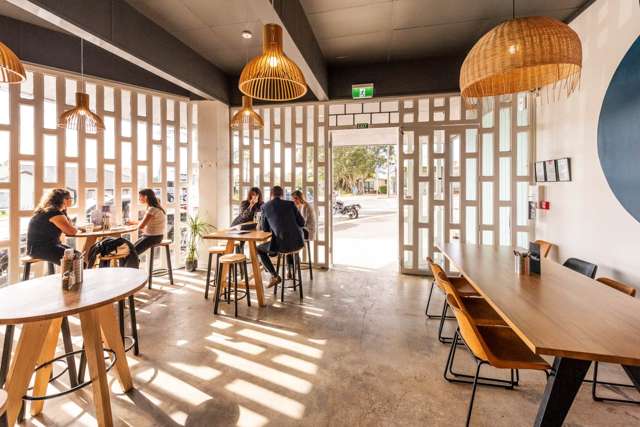 366 Rangatira Road Beach Haven_4