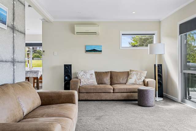 13 Besley Place Acacia Bay_2