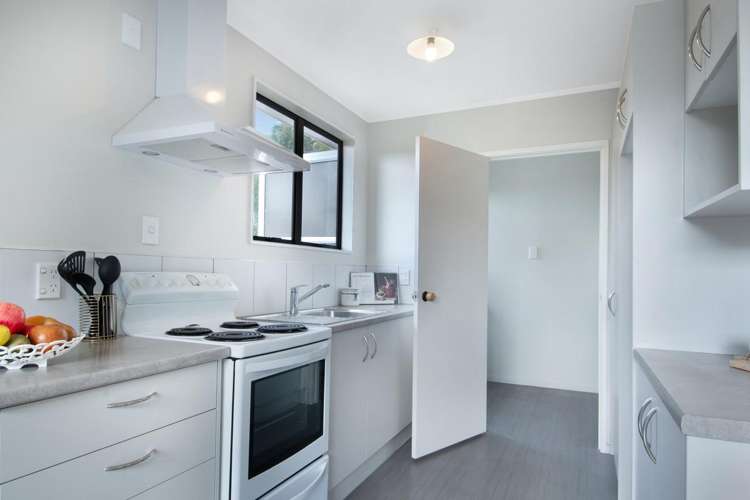 2/30 Chislehurst Street Henderson_6