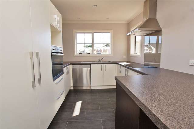 32 Queens Park Crescent Frankton_1