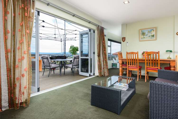 15 Maggie Place Ohauiti_1