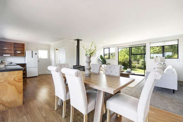 787 Dover Road Okato_5