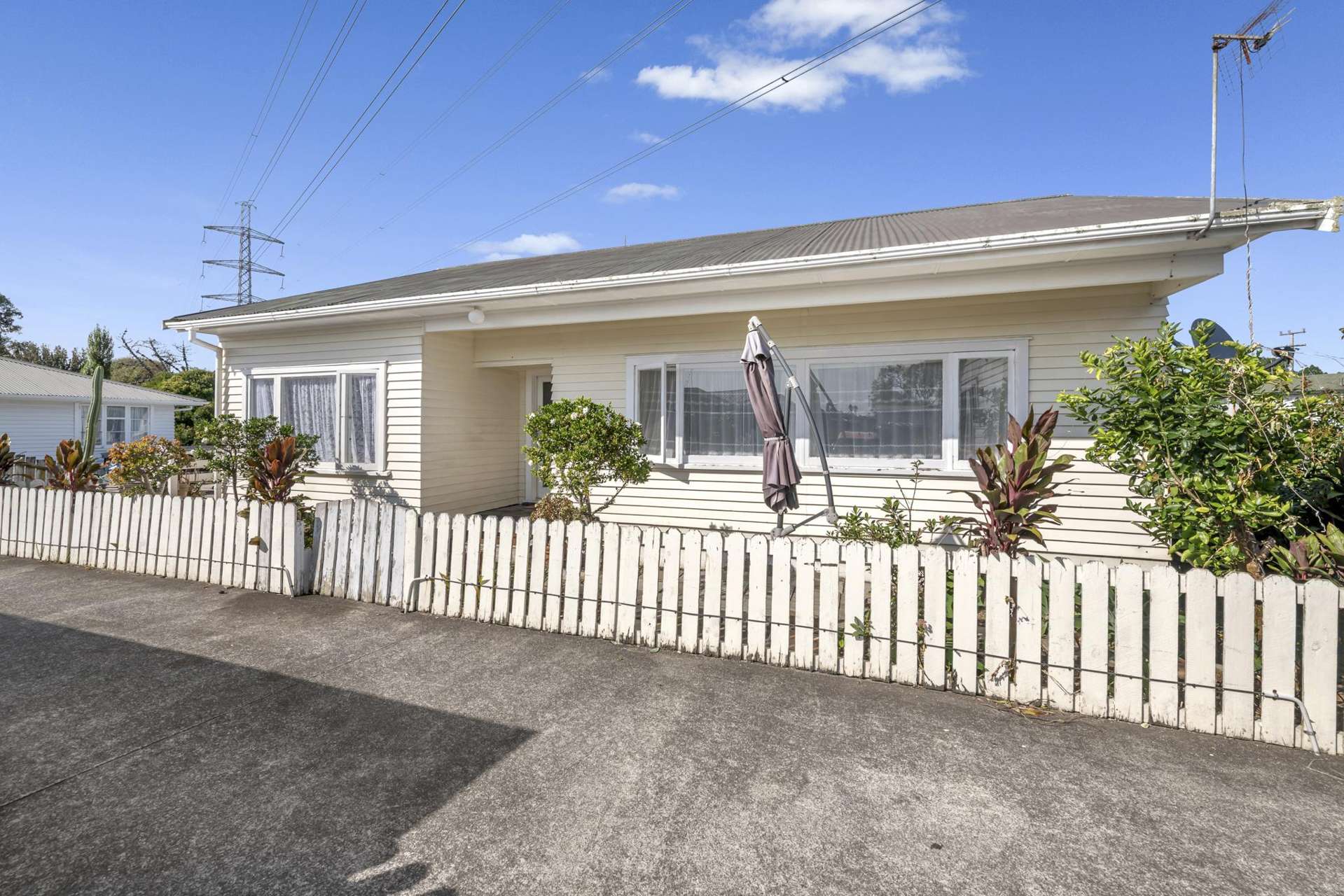3B Fulton Crescent Otara_0