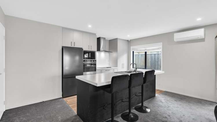 8 Hannington Way_1