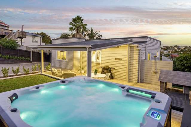 Single-Level Sanctuary in Heart of Rothesay Bay