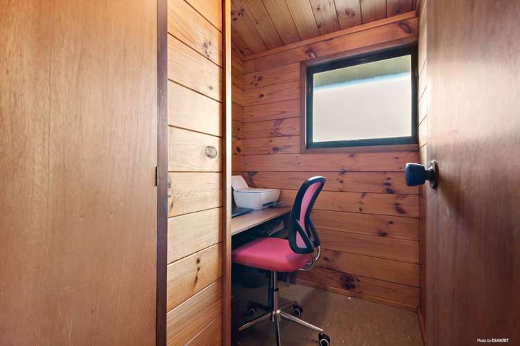 2 Keven Road Clarks Beach_9