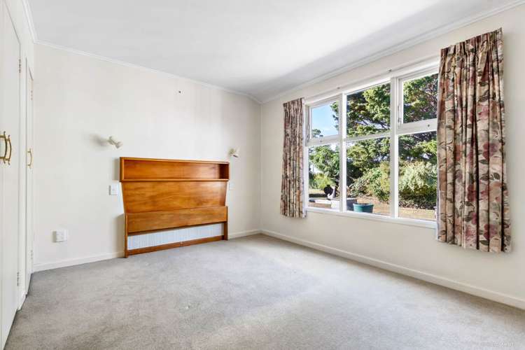 240 Hepburn Road Glendene_14