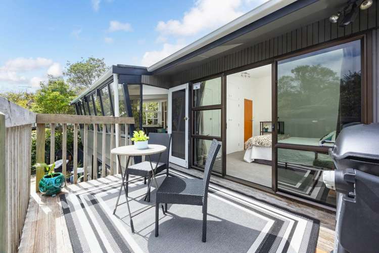 97 Daffodil Street Titirangi_17
