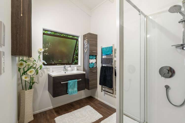 111 Main Road Tairua_14