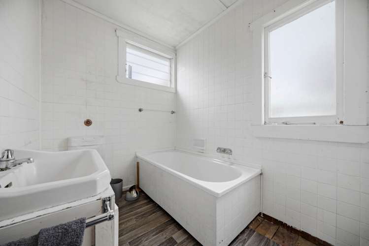 Lot 1-4/61 Aramoana Avenue Devonport_25