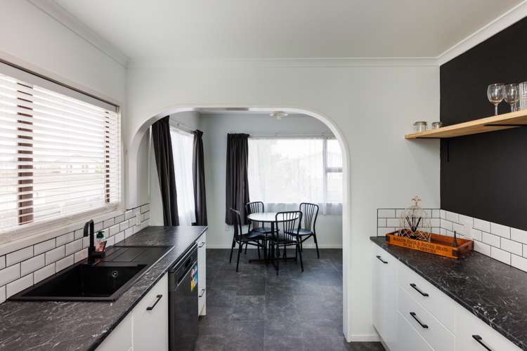 43 Port Street West Feilding_12