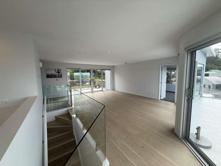 18 Zita Avenue Matakatia Bay_6