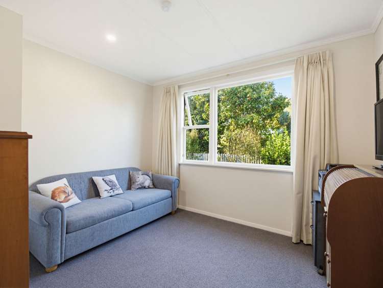 43 Norfolk Crescent Feilding_18