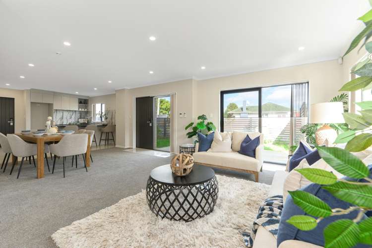 1/30 Calvert Avenue Mangere_7