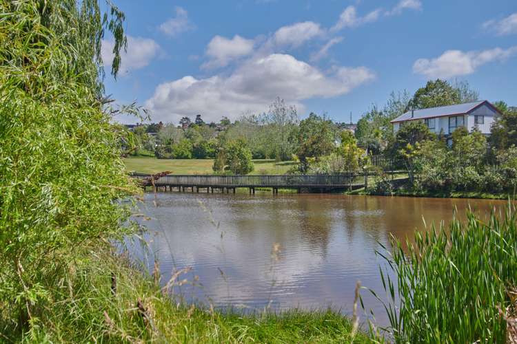 2/91 Athena Drive Totara Vale_11