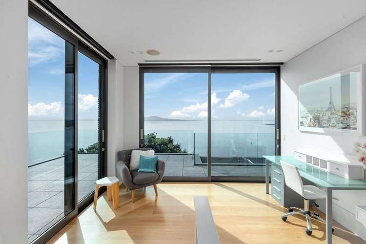 41 Beach Road Castor Bay_32