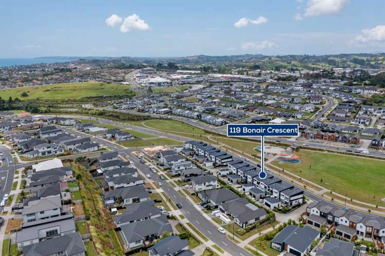 119 Bonair Crescent Silverdale_21