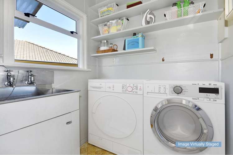 14 Tennyson Crescent Stoke_10