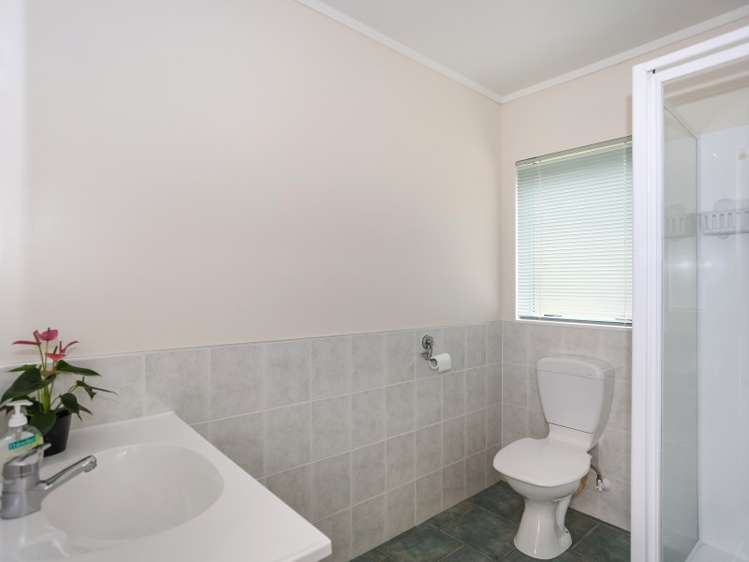 84 Longford Park Drive Takanini_13