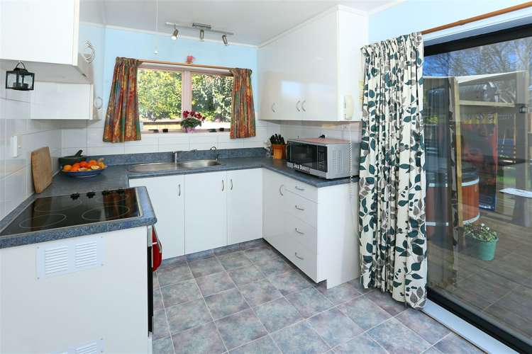 2/3 Papatahi Place Henderson_9