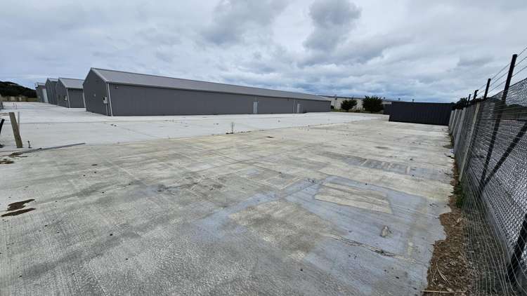 1 B3 Peter Robb Lane Castlecliff_12