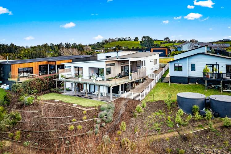 33 Laly Haddon Place Matakana_23