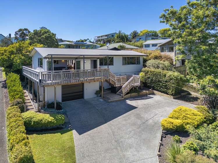 28 Gilshennan Valley Red Beach_0