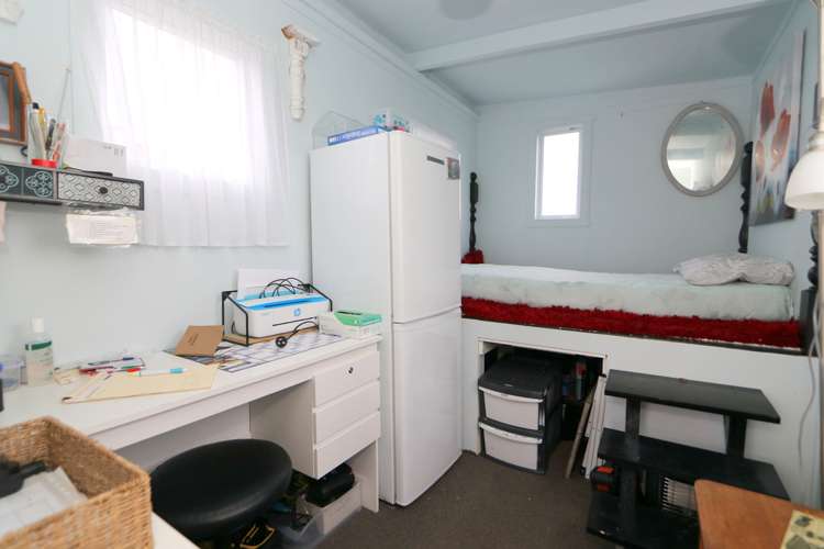 102 Oki Street Oreti Beach_10