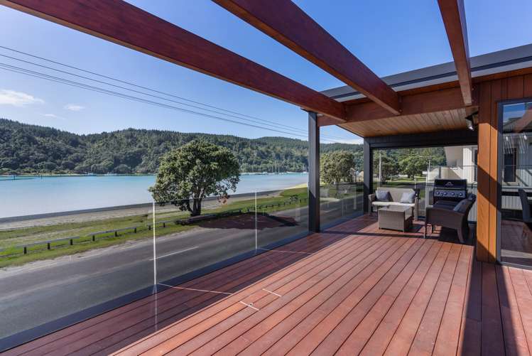 511 Beach Road Whangamata_5