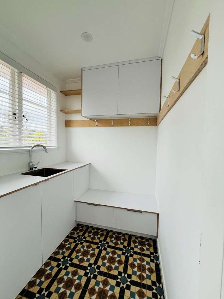 152 Seabrook Avenue New Lynn_11