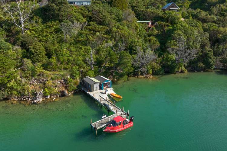 2 and 11 Bay of Many Coves Marlborough Sounds_19