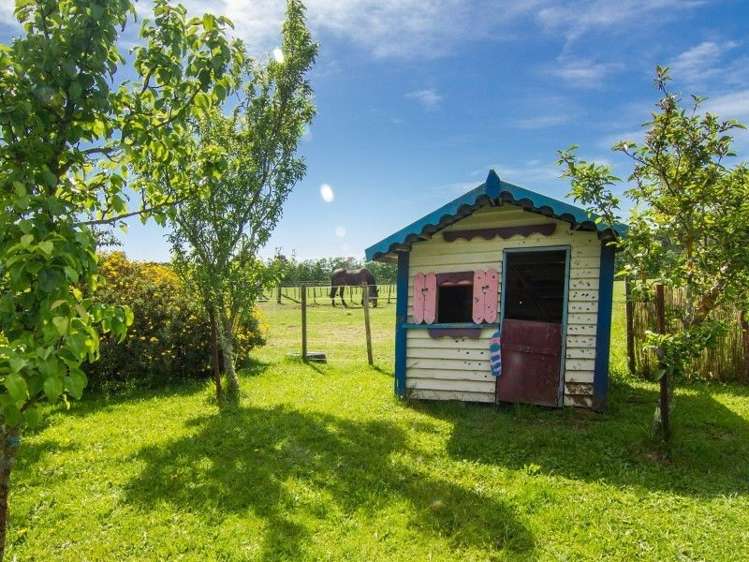 2 Montys Lane Woodside_28