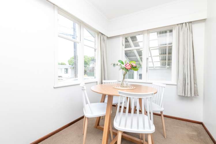 12 Cotswold Crescent_3