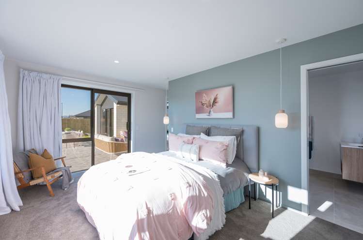 10 Lampton Street Richmond_17